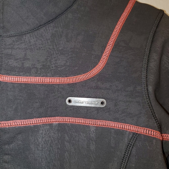 Under Armour Women's Fleece Lined Light Weight Zip Up Jacket Zip Pockets 1015 - Picture 7 of 7